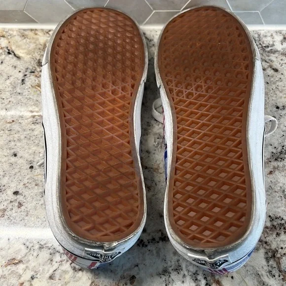 Red white and blue plaid Vans men’s size 8 - Picture 7 of 9